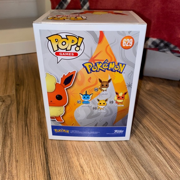 Funko Pop Pokemon Eevee Collection - Picture 12 of 13